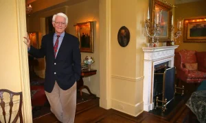 Peter Lynch dari WSJ